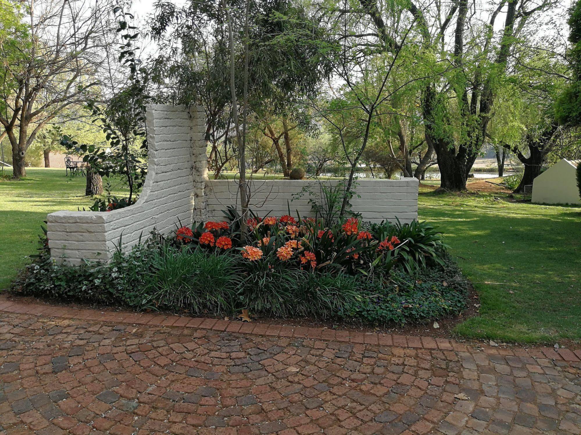 Budmarsh Country Lodge Magaliesburg Εξωτερικό φωτογραφία