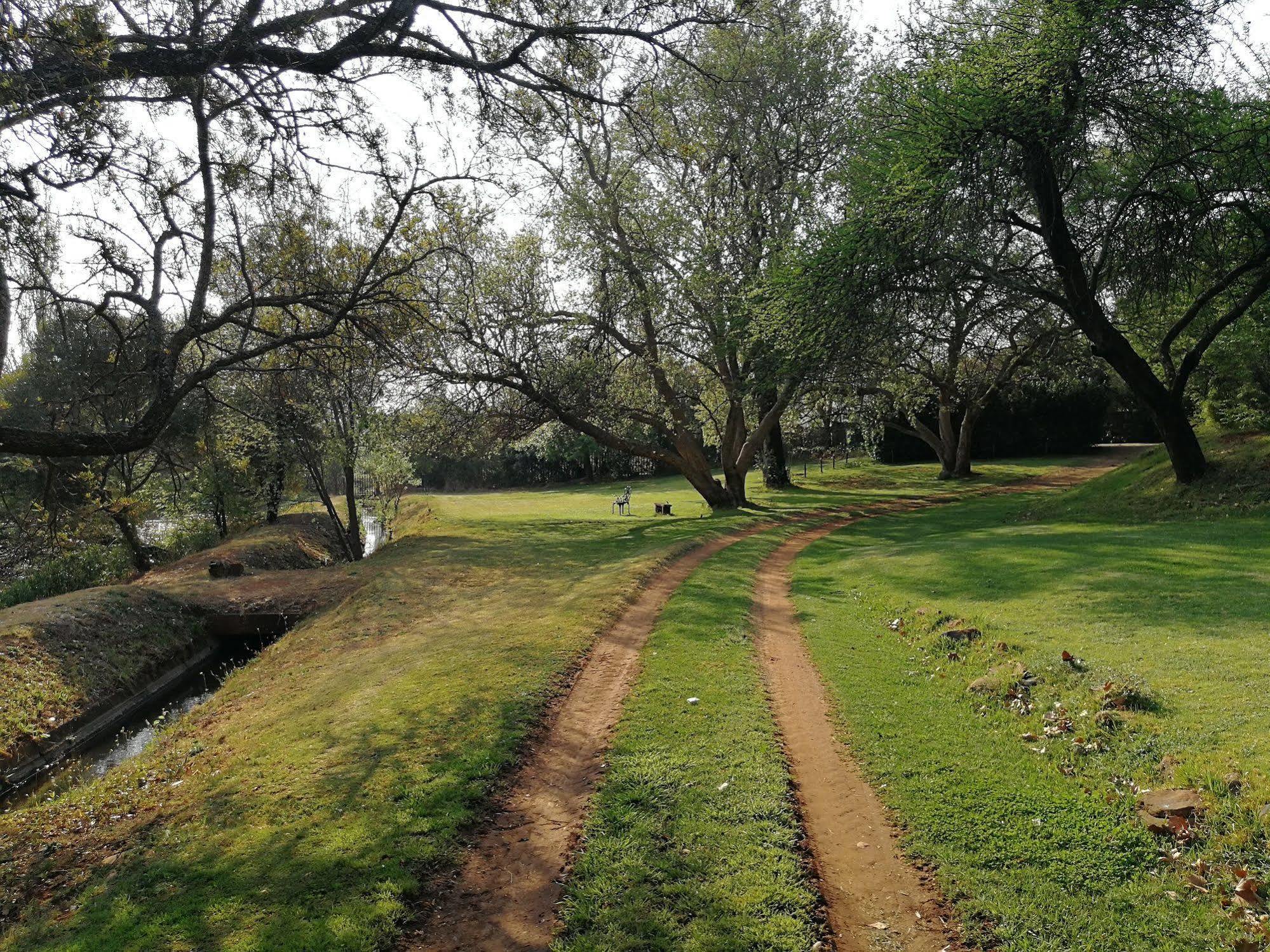 Budmarsh Country Lodge Magaliesburg Εξωτερικό φωτογραφία